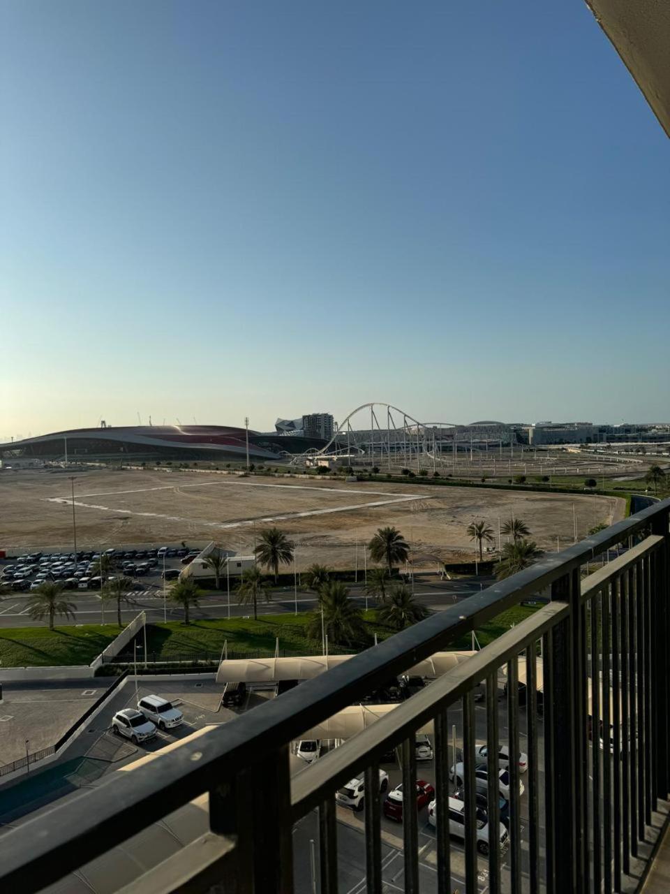 The Hive Retreats In Yas Island Apartment อาบูดาบี ภายนอก รูปภาพ